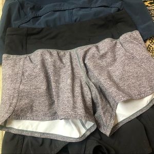Bundle of Lulu lemon speed up mid rise short